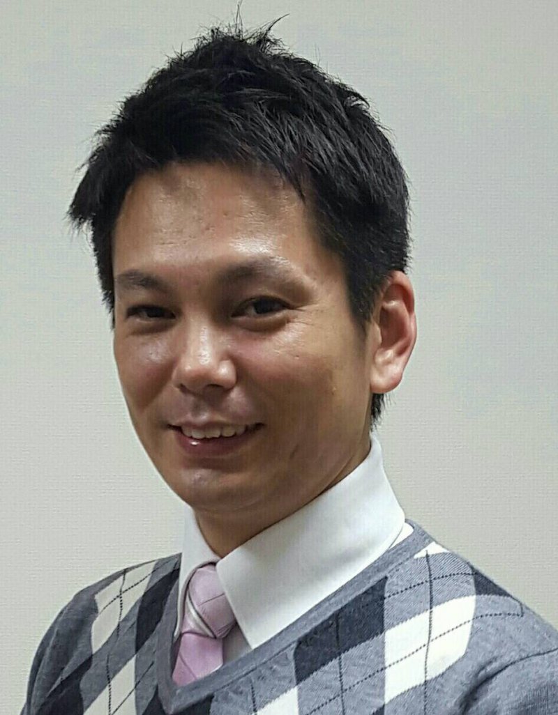 山田　真嗣
